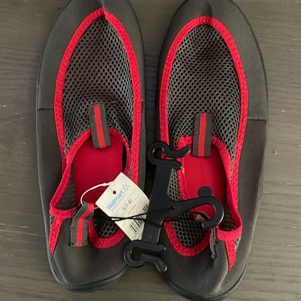 Kids water shoes